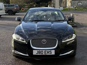 Jaguar XF 2.2 XF Luxury D AUTO 4dr