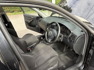 Volkswagen Golf 1.8 GOLF GTI Turbo 5dr