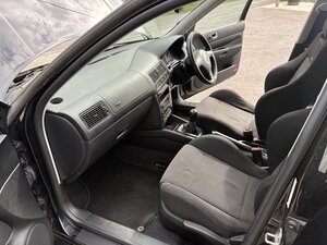 Volkswagen Golf 1.8 GOLF GTI Turbo 5dr
