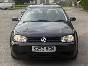 Volkswagen Golf 1.8 GOLF GTI Turbo 5dr