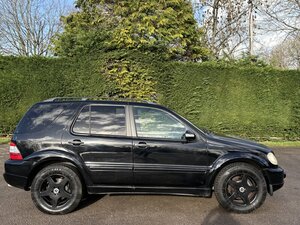 Mercedes-Benz M-Class 5.4 ML55 AMG AUTO 5dr