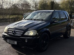 Mercedes-Benz M-Class 5.4 ML55 AMG AUTO 5dr