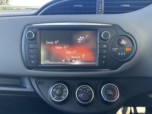 Toyota Yaris 1.3 Yaris ICON Vvt-i 5dr