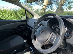 Toyota Yaris 1.3 Yaris ICON Vvt-i 5dr