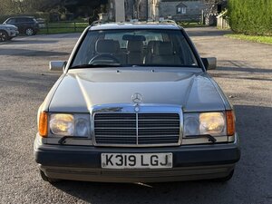 Mercedes-Benz 230 2.3 230te AUTO 5dr