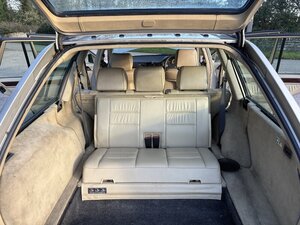 Mercedes-Benz 230 2.3 230te AUTO 5dr