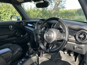 Mini Convertible 1.5 Cooper 2dr