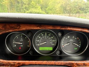 Jaguar XJ 2.7 XJ Sovereign V6 LWB AUTO 4dr