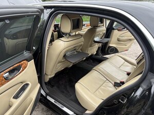 Jaguar XJ 2.7 XJ Sovereign V6 LWB AUTO 4dr