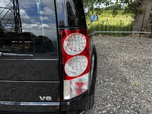 Land Rover Discovery 5.0 V8 Petrol TO HSE Luxury SPEC