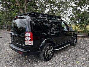 Land Rover Discovery 5.0 V8 Petrol TO HSE Luxury SPEC