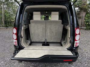 Land Rover Discovery 5.0 V8 Petrol TO HSE Luxury SPEC