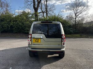 Land Rover Discovery TO HSE Luxury SPEC