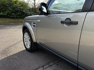 Land Rover Discovery TO HSE Luxury SPEC