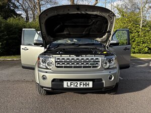 Land Rover Discovery TO HSE Luxury SPEC