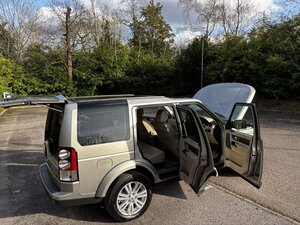 Land Rover Discovery TO HSE Luxury SPEC