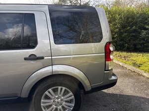 Land Rover Discovery TO HSE Luxury SPEC