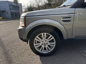 Land Rover Discovery TO HSE Luxury SPEC