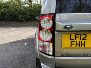 Land Rover Discovery TO HSE Luxury SPEC