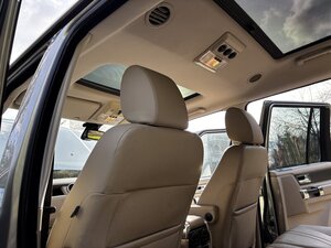 Land Rover Discovery TO HSE Luxury SPEC