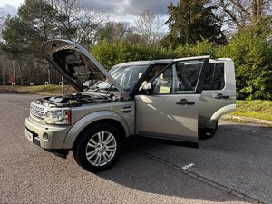 Land Rover Discovery TO HSE Luxury SPEC
