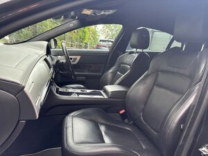 Jaguar XF 3.0 XF S Portfolio V6 D AUTO 4dr