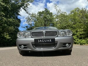 Jaguar XJ X358 SWB Sovereign