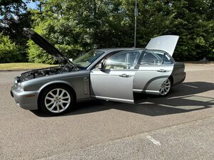 Jaguar XJ X358 SWB Sovereign