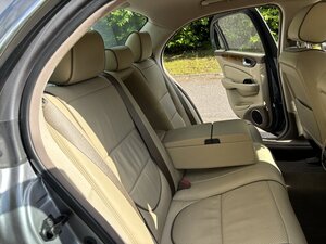 Jaguar XJ X358 SWB Sovereign