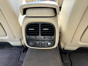 Jaguar XJ X358 SWB Sovereign