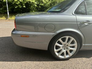 Jaguar XJ X358 SWB Sovereign