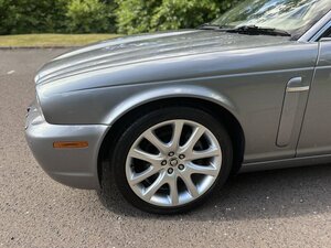 Jaguar XJ X358 SWB Sovereign