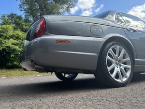 Jaguar XJ X358 SWB Sovereign