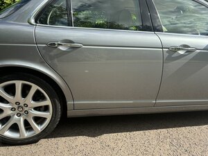 Jaguar XJ X358 SWB Sovereign