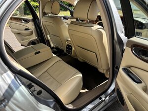 Jaguar XJ X358 SWB Sovereign