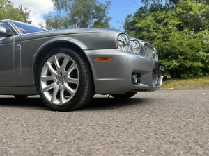 Jaguar XJ X358 SWB Sovereign