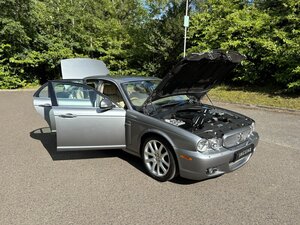 Jaguar XJ X358 SWB Sovereign