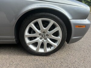 Jaguar XJ X358 SWB Sovereign