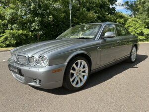Jaguar XJ X358 SWB Sovereign