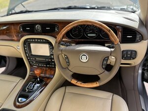 Jaguar XJ X358 SWB Sovereign