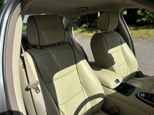 Jaguar XJ X358 SWB Sovereign