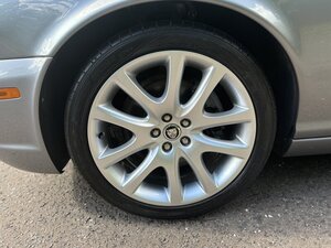 Jaguar XJ X358 SWB Sovereign