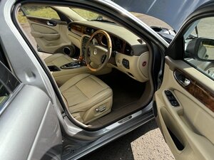 Jaguar XJ X358 SWB Sovereign