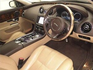 Jaguar XJ Premium Luxury 3.0 V6 Petrol
