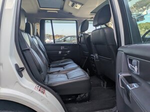 Land Rover Discovery 5.0 V8 Petrol TO HSE Luxury SPEC 