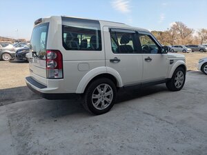 Land Rover Discovery 5.0 V8 Petrol TO HSE Luxury SPEC 