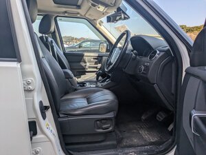 Land Rover Discovery 5.0 V8 Petrol TO HSE Luxury SPEC 