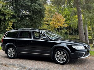 Volvo XC70 SUV 2.5