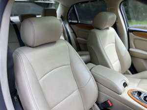 Jaguar XJ XJR Portfolio