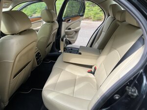 Jaguar XJ XJR Portfolio